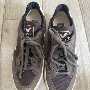 Veja V-12 Women’s Charcoal Sneakers